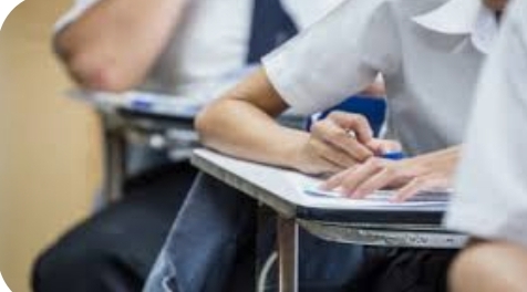 طلبة الحادي عشر يبدون ارتياحا من أسئلة اللغة العربية بامتحان الثانوية العامة النظام الجديد