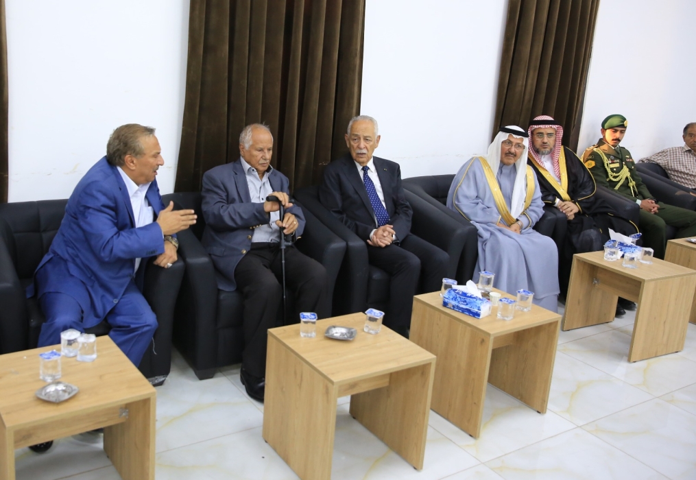 مندوبا عن الملك وولي العهد.. العيسوي يعزي الزبن بني صخر والسنكري والعزام..صور