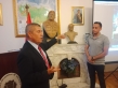 السفير الفنزويلي: أحمد رضا أبدع في ملامح بوليفار وتشافيز. والتمثالان سيُعرضان دائمًا في السفارة