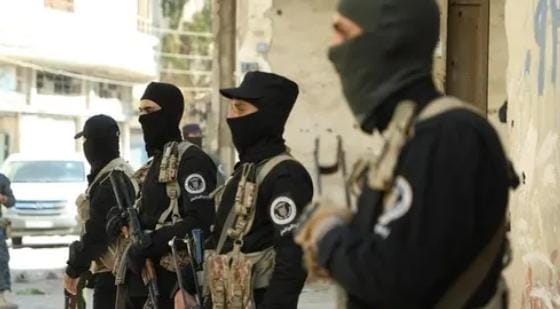 سوريا.. القبض على أحد أخطر مهربي المخدرات بالتعاون مع تركيا