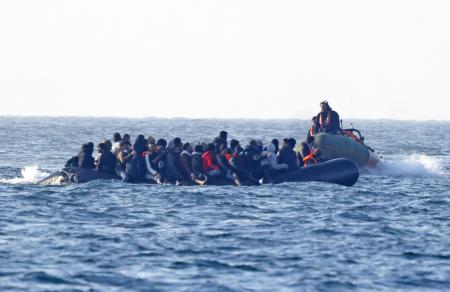 68 قتيلا على الأقل جراء غرق مركب مهاجرين قبالة اليمن
