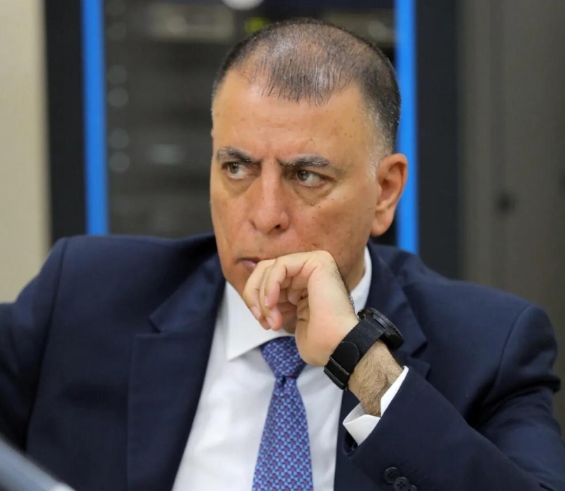 وزير الداخلية يوعز بالإفراج عن (572) موقوفًا إداريا