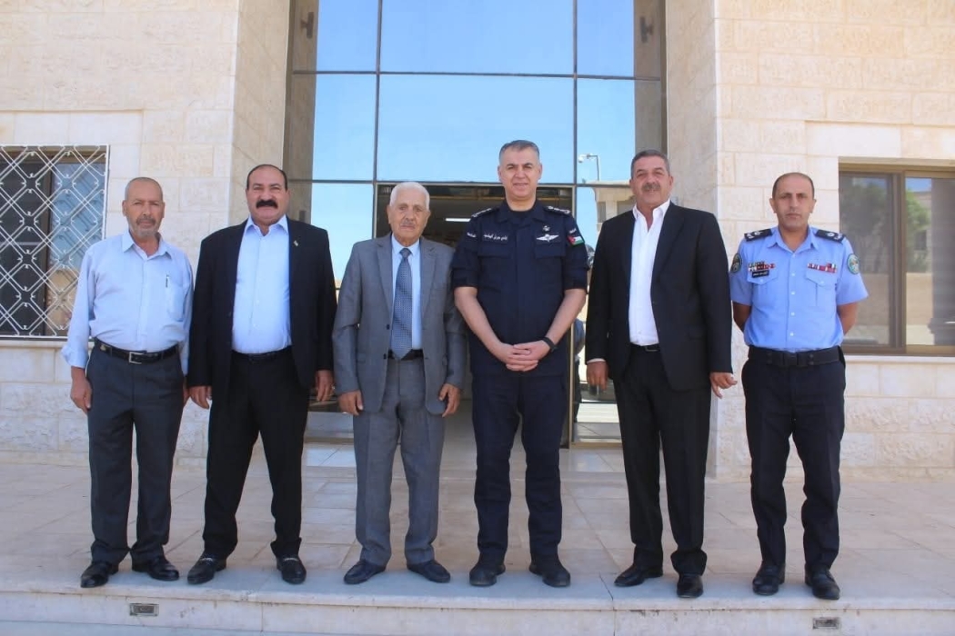 مدير شرطة لواء الرمثا يترأس اجتماع المجلس المحلي الأعلى