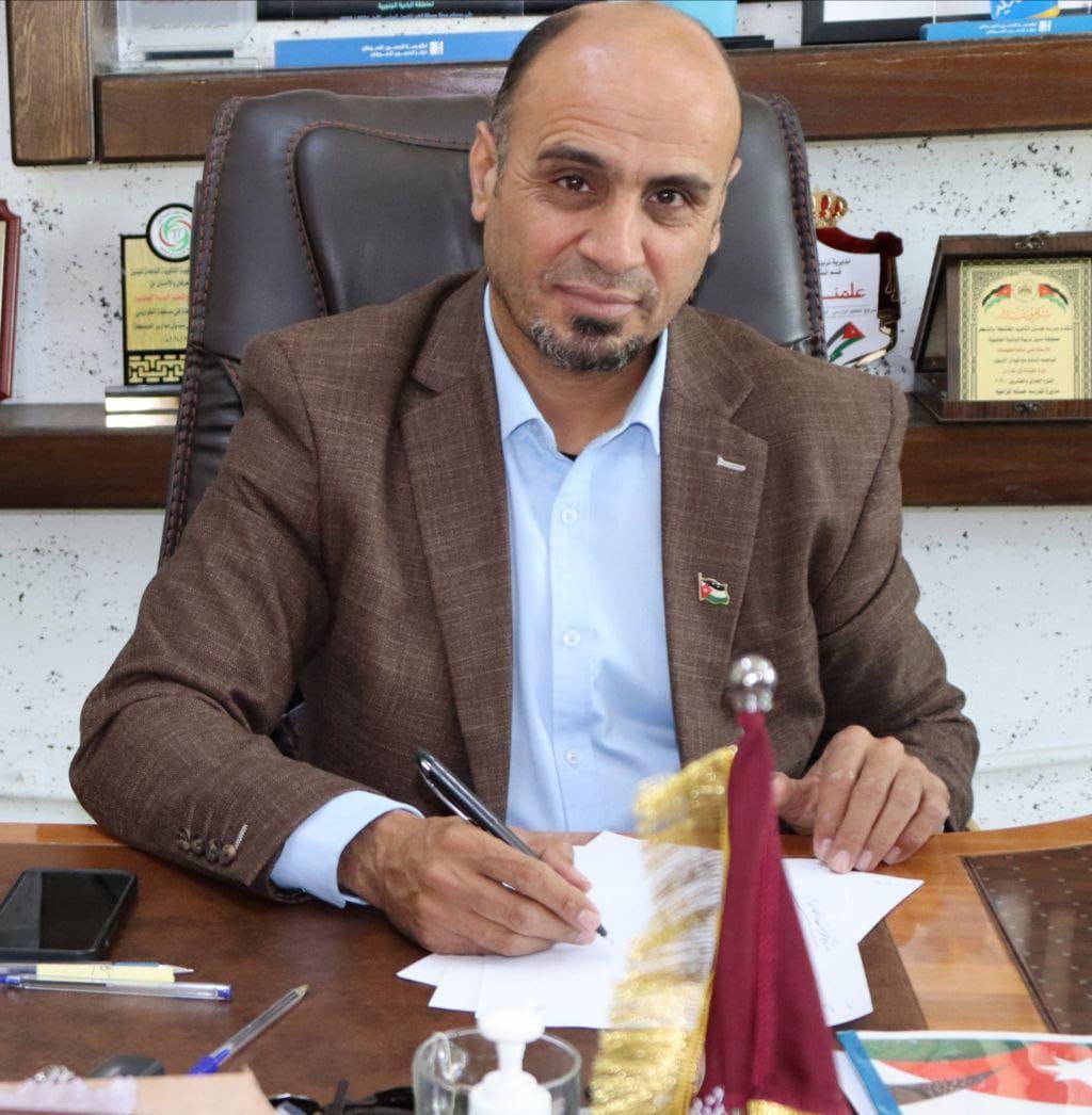 النعيمات  يترأس اجتماع لجنة الاستعداد لبدء العام الدراسي الجديد للعام 20252026 في تربية  البادية الجنوبية