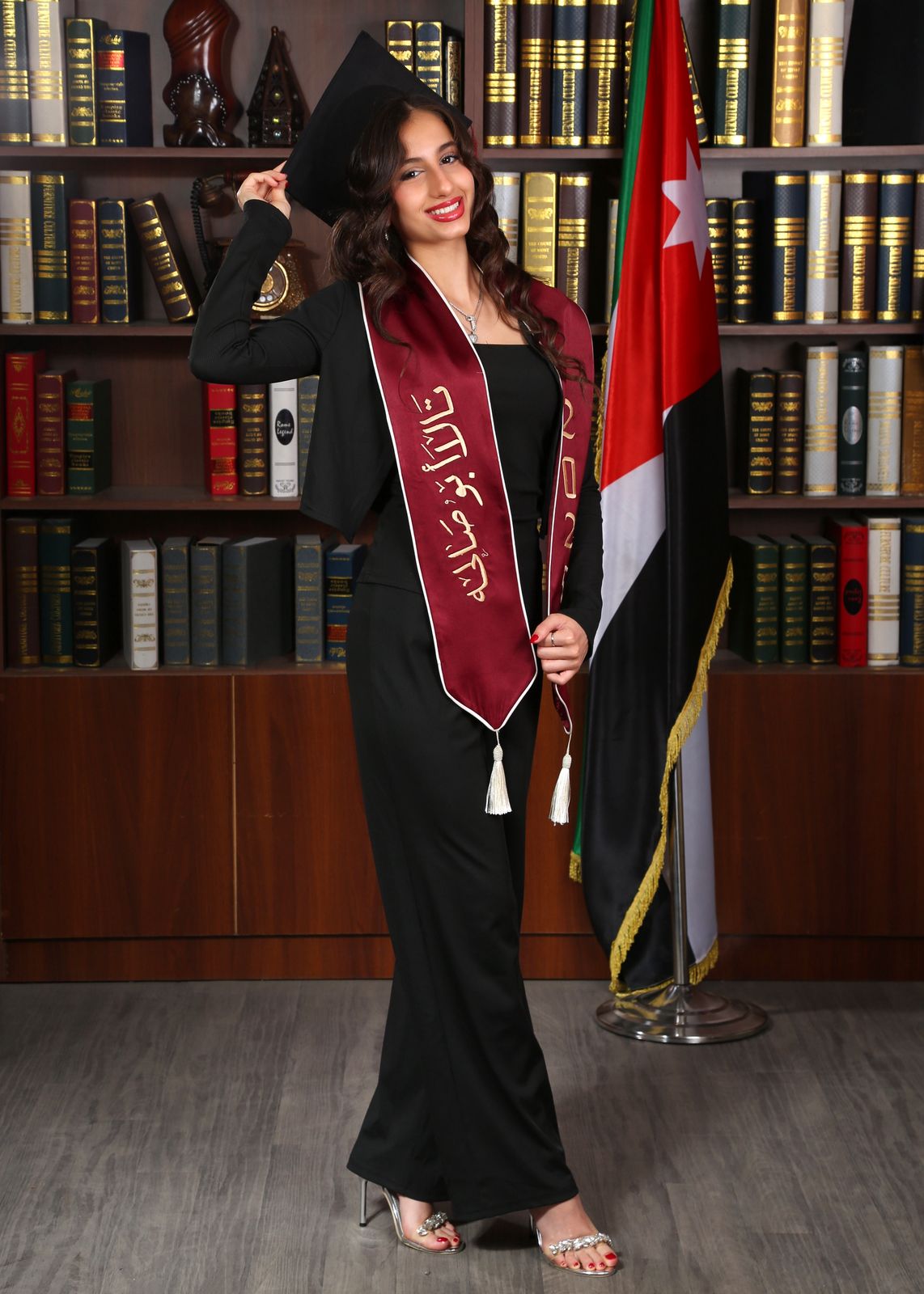 تالا مؤيد ابو صالحه .. مبارك التفوق بالتوجيهي