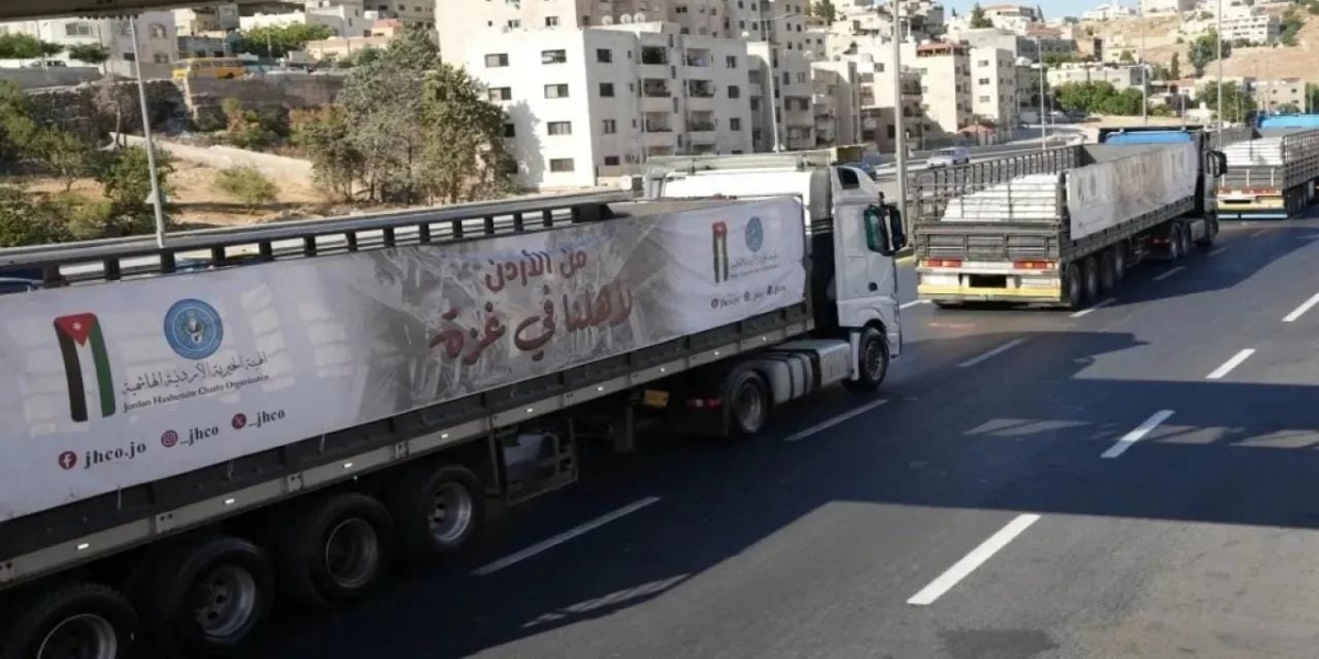 عبور 31 شاحنة مساعدات أردنية إلى غزة