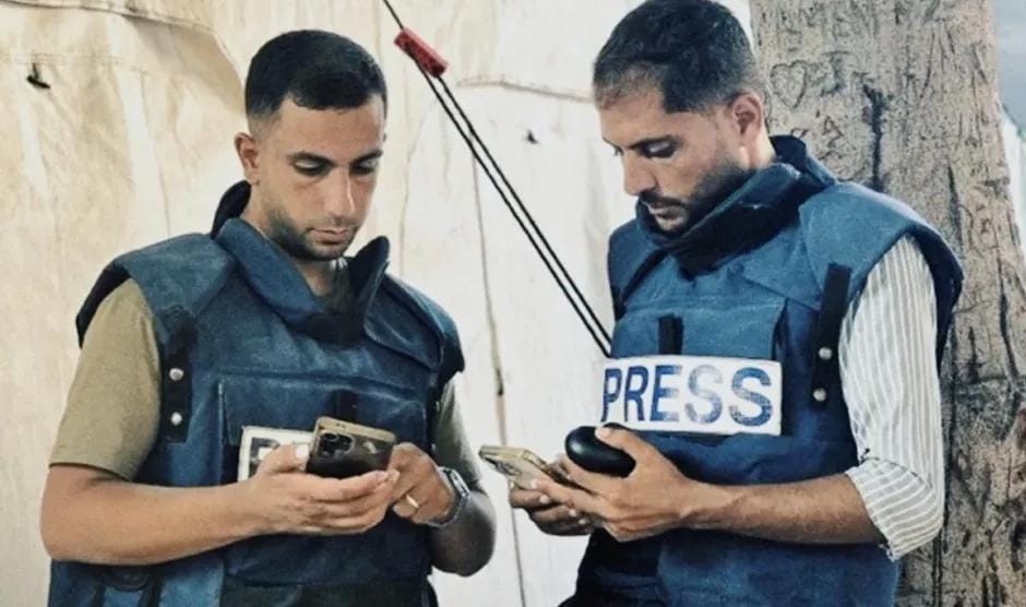 أبو تركيةيعلق بحزن على رحيل أنس الشريف ومحمد قريقع في غزة