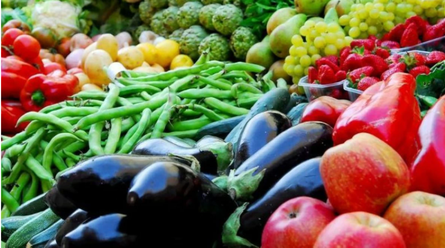 2774طنا من الخضار والفواكه ترد للسوق المركزي اليوم