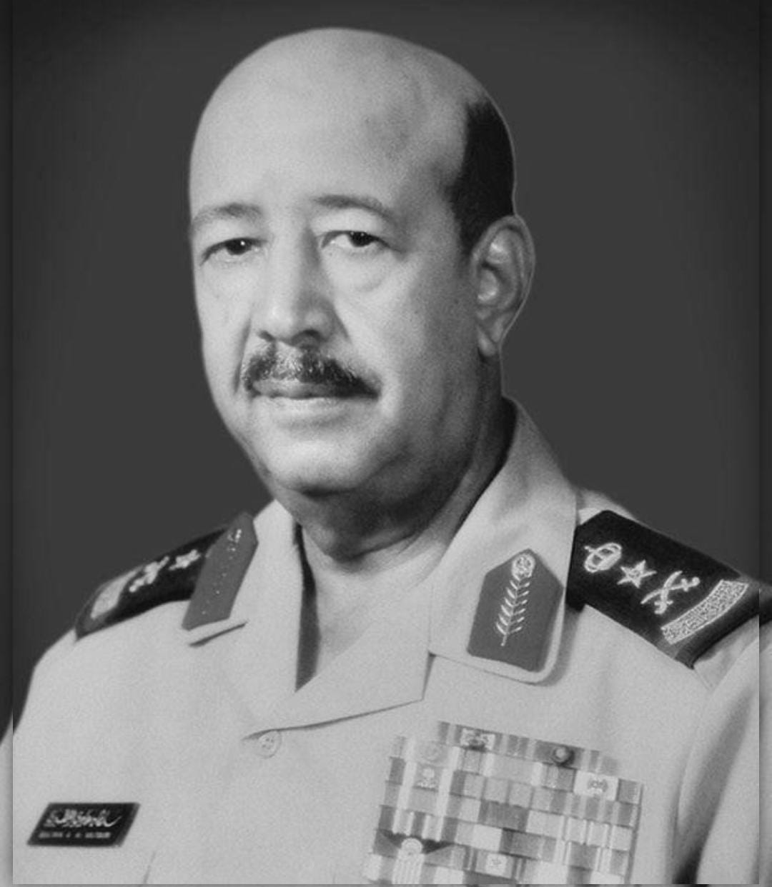 وفاة نائب رئيس هيئة الأركان السابق الفريق الركن سلطان المطيري في الجيش السعودي