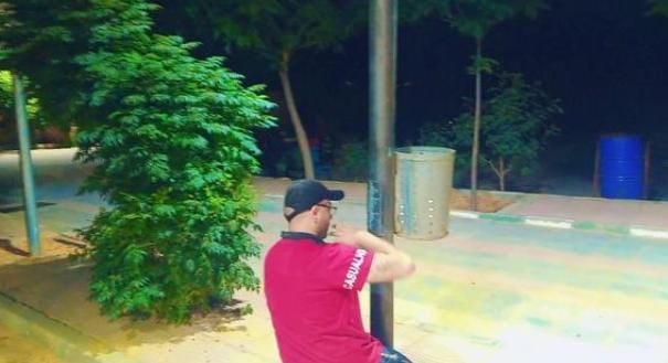 بلدية جرش الكبرى تنفذ صيانة وتركيب وحدات إنارة حديثة في حديقة زين
