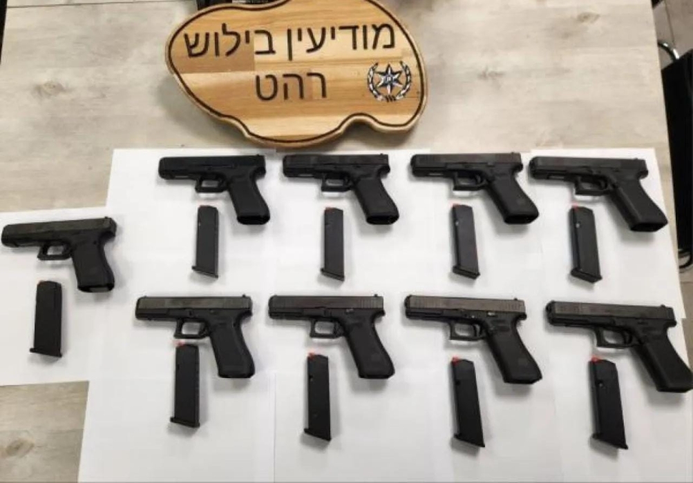 شرطة الاحتلال تضبط شابًا عائدا من الاردن حاول تهريب أسلحة