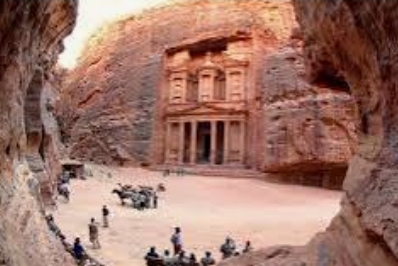 وزير السياحة والآثار: ضرورة ربط المثلث الذهبي من خلال رؤية تكاملية