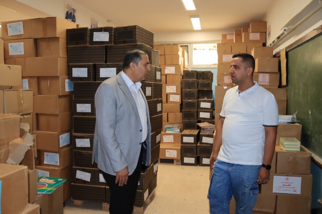 الشوابكة يتفقد مستودعات الكتب المدرسية ويوعز بتحقيق الجاهزية الكاملة قُبيل انطلاق العام الدراسي 2025  2026.