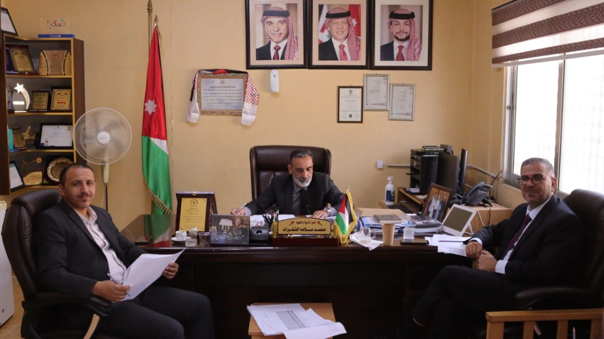الشقيرات يجتمع بلجنة الموارد البشرية