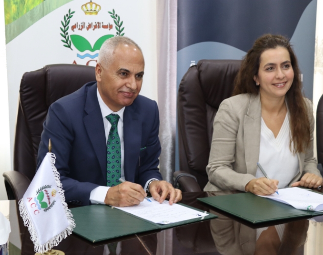 توقيع مذكرة تفاهم بين الإقراض الزراعي ومؤسسة نهر الأردن