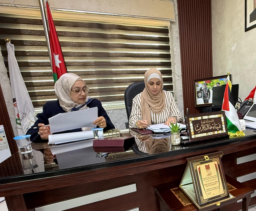 الخريشا  تترأس اجتماع لجنة الموارد البشرية في مديرية لواء ناعور.