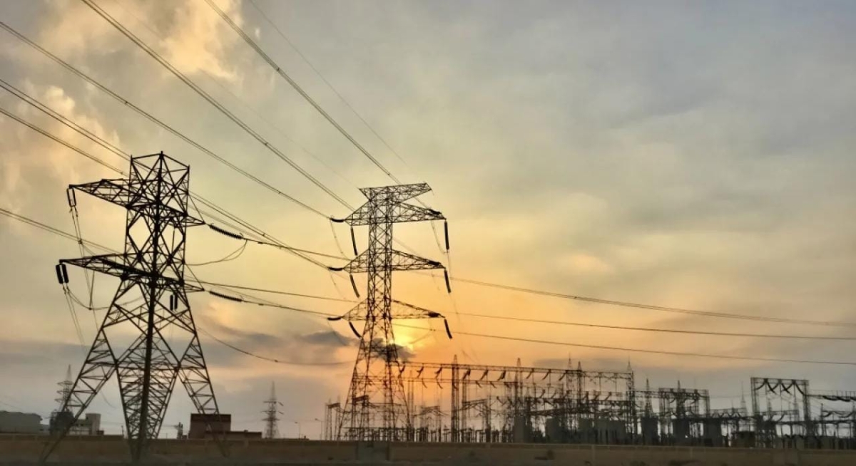 قانون الكهرباء العام 2025 يدخل حيز التنفيذ