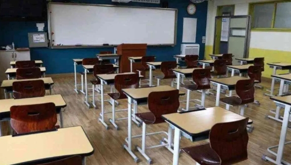 الأردن..مدرسة خاصة تحجز ملف طالب بسبب الرسوم