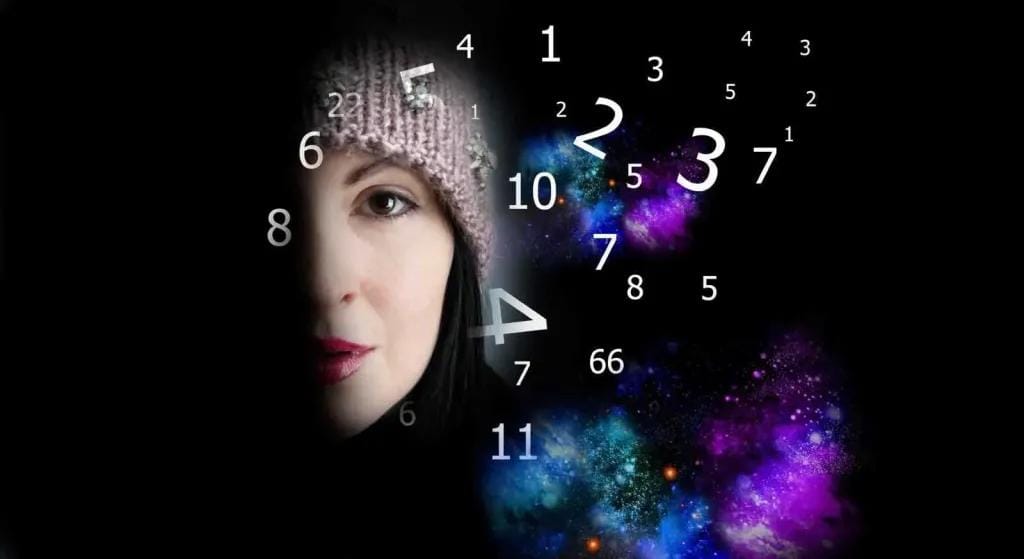 رقم 7 على الحائط في المنام.. رسالة غامضة تكشف أسرارك!
