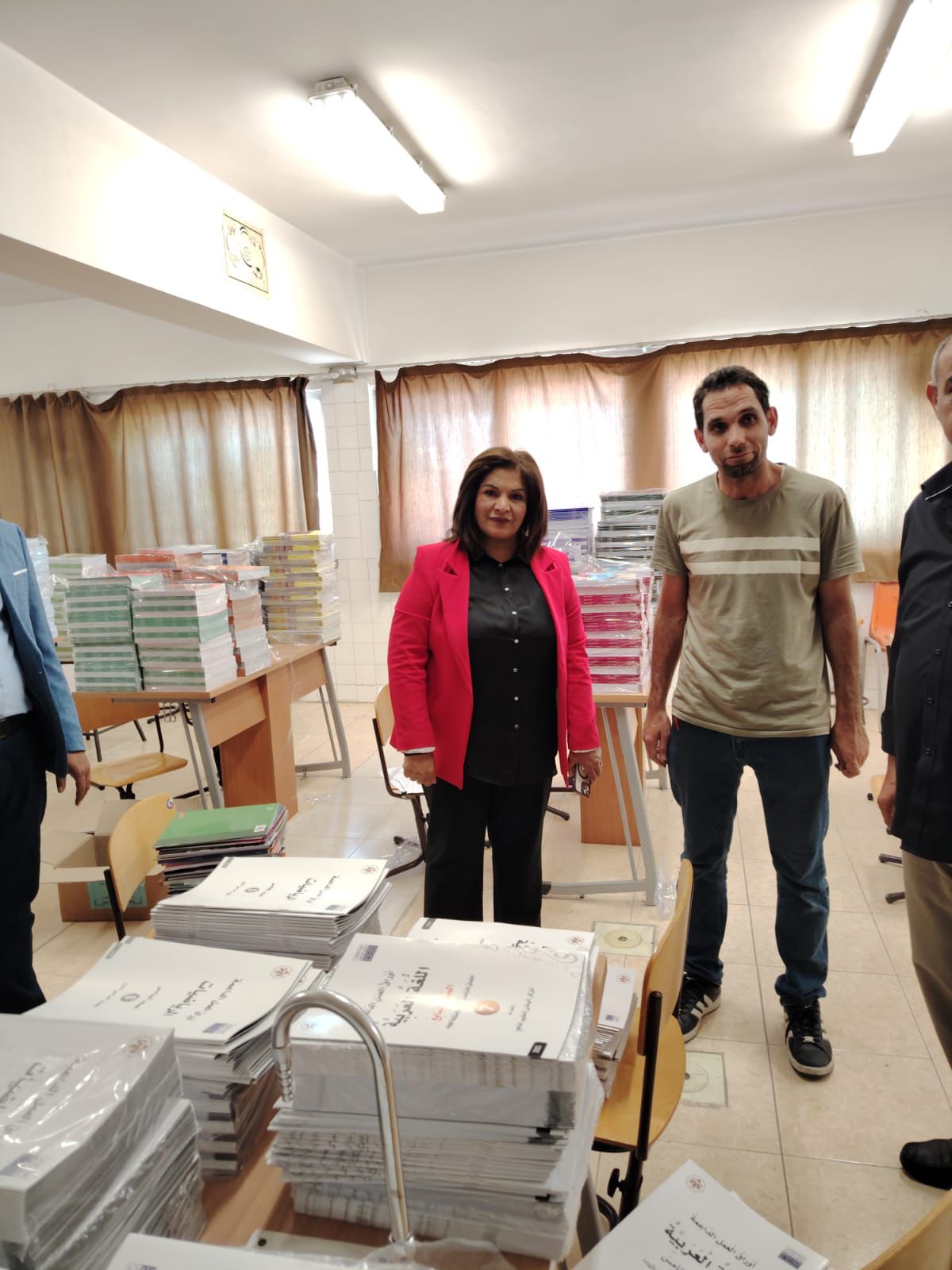 العجارمة تتفقد جاهزية المدارس لاستقبال الطلبة