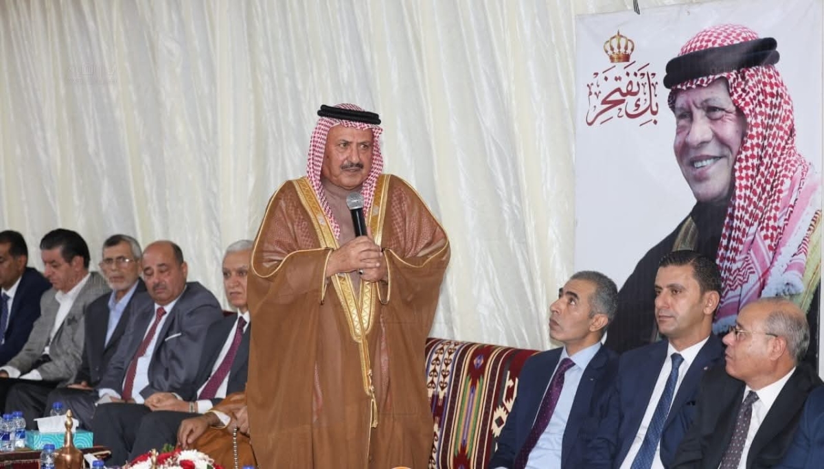 عشيرة المليون تعلن وقوفها خلف الملك وولي عهده...صور