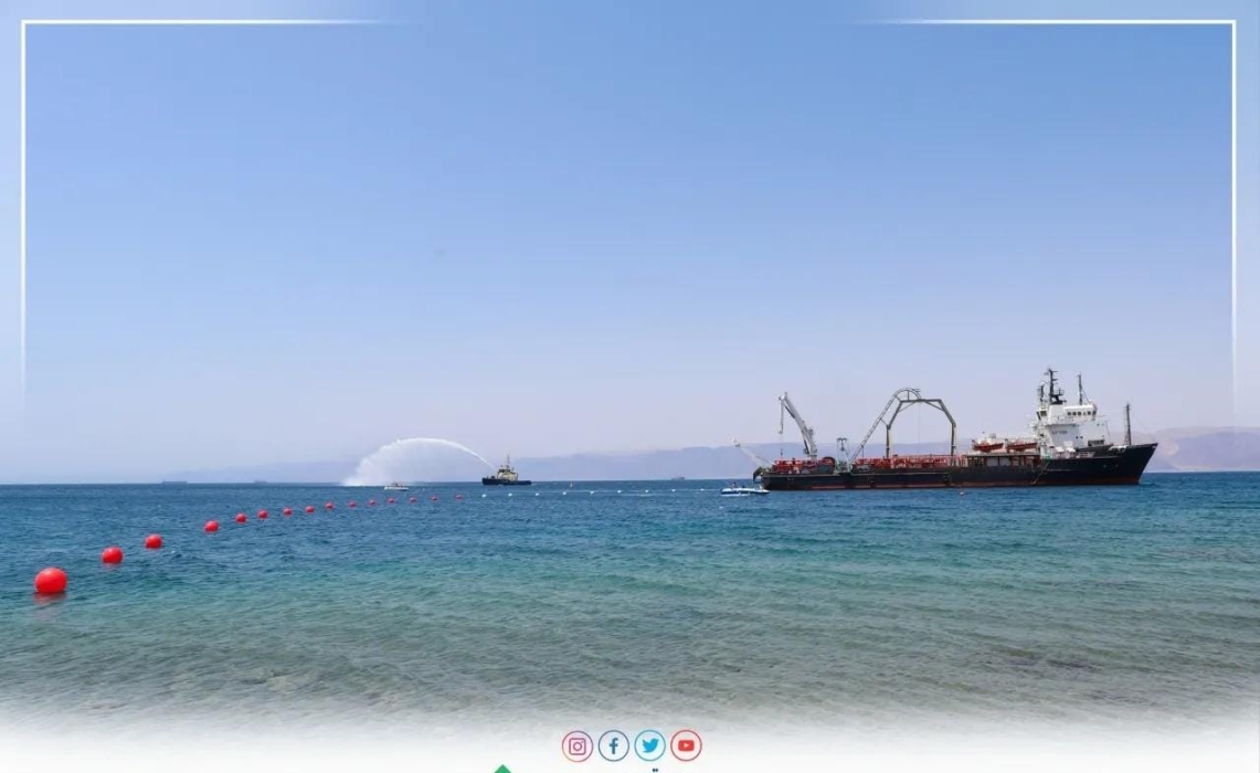 إنزال الكيبل البحري (كورال بريدج) في العقبة لتعزيز مكانة الأردن رقمياً