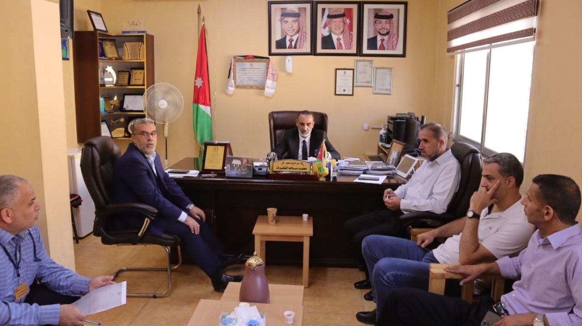 الشقيرات يجتمع بلجنة تطوير المديرية لمناقشة الخطة التطويرية