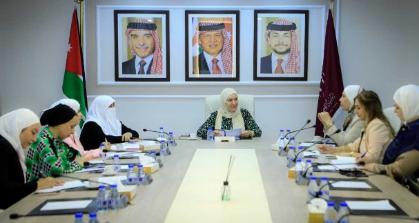 ملتقى البرلمانيات وسيدات الأعمال يبحثان تعزيز التعاون لتمكين المرأة