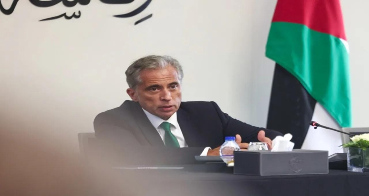 حسان يجتمع بالأمناء العامين للوزارات ويحثهم على تحمل مسؤولياتهم