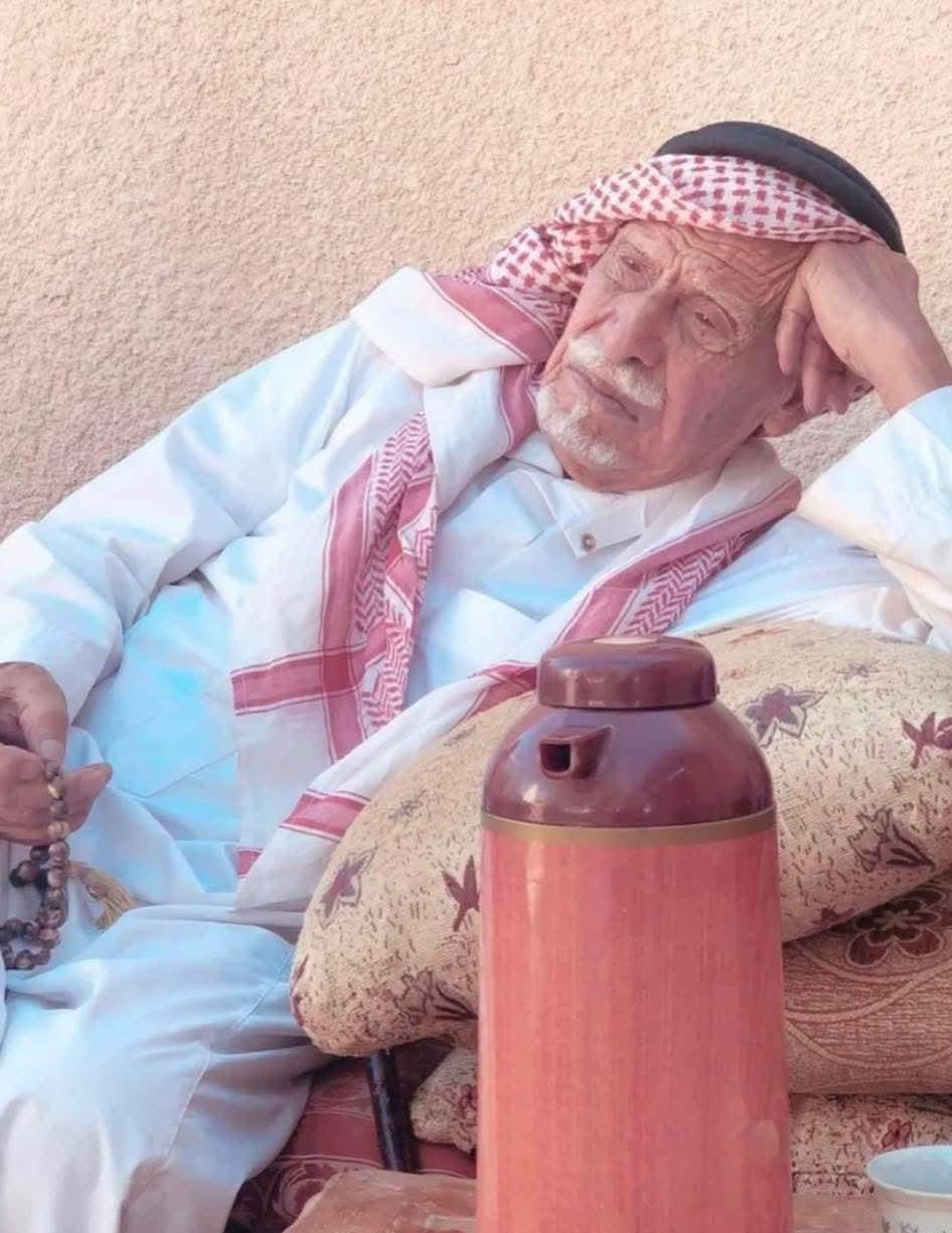 قبيلة العدوان تودّع أحد أعمدتها الحاج موسى مصطفى الذراع أبو صدقي