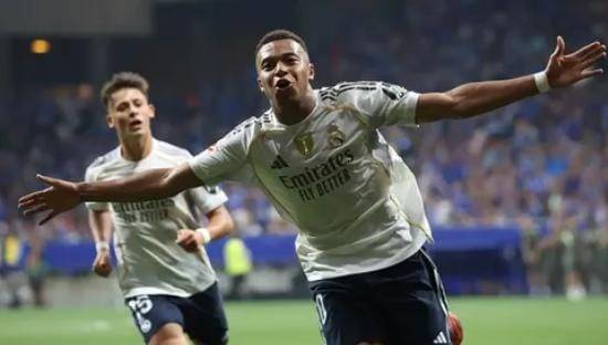 ريال مدريد يعبر أوفييدو بثلاثية مبابي وفينيسيوس