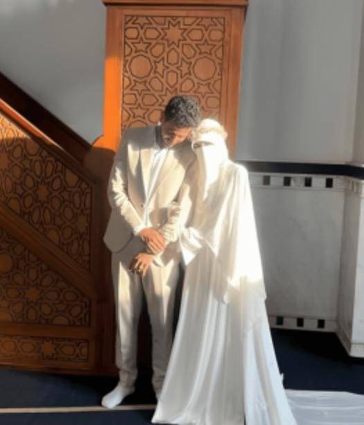 الأوقاف المصرية تحيل إمامًا للتحقيق بعد جلسة تصوير لعروسين داخل مسجد بالجيزة صور