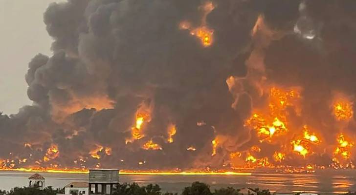 صمود تحت القصف: عريس يمني يواصل زفافه أثناء غارات إسرائيلية على صنعاء