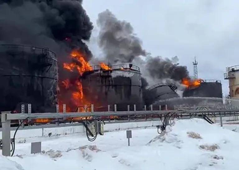 تصعيد جديد.. روسيا تستهدف الكهرباء وأوكرانيا ترد بضربات على النفط