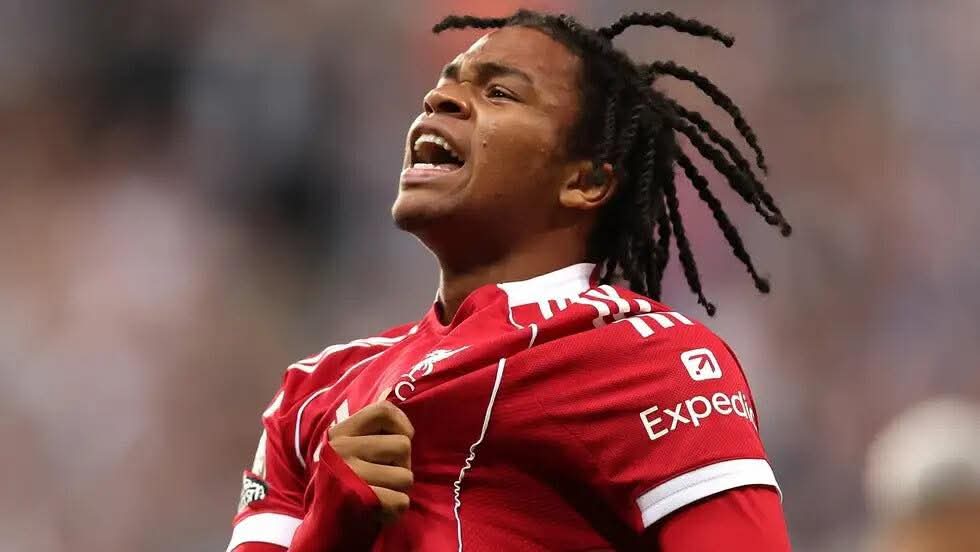 كاراغر: نغوموها فرض نفسه على ليفربول ولا يمكن تجاهله