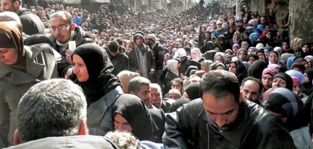 غارات إسرائيلية على جنوب دمشق توقع قتلى وجرحى وتثير جدلاً حول طبيعة العملية