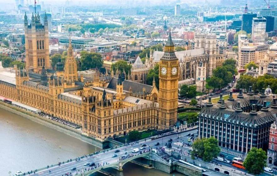 بريطانيا تؤيد إغلاق مجموعة مينسك وتثني على تقدم محادثات السلام بين أرمينيا وأذربيجان