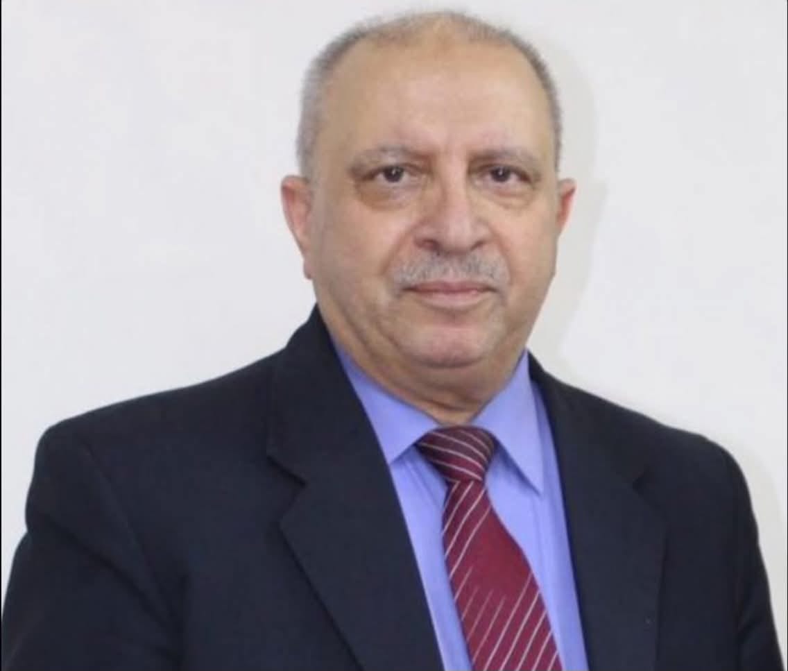 ابو دلو يهنئ الدكتور كامل خورشيد