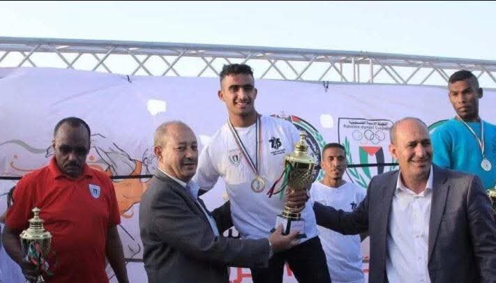 مقـ.ـتل العـدَّاء الفلسطيني علام العمور برصـ.ـاص الاحتـ.ـلال الإسـ.ـرائيلي في غـ.ـزة