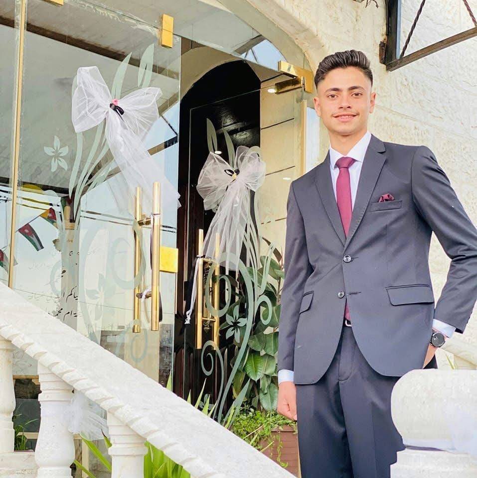 ألف مبروك النجاح للطالب مهند سليم العدينات