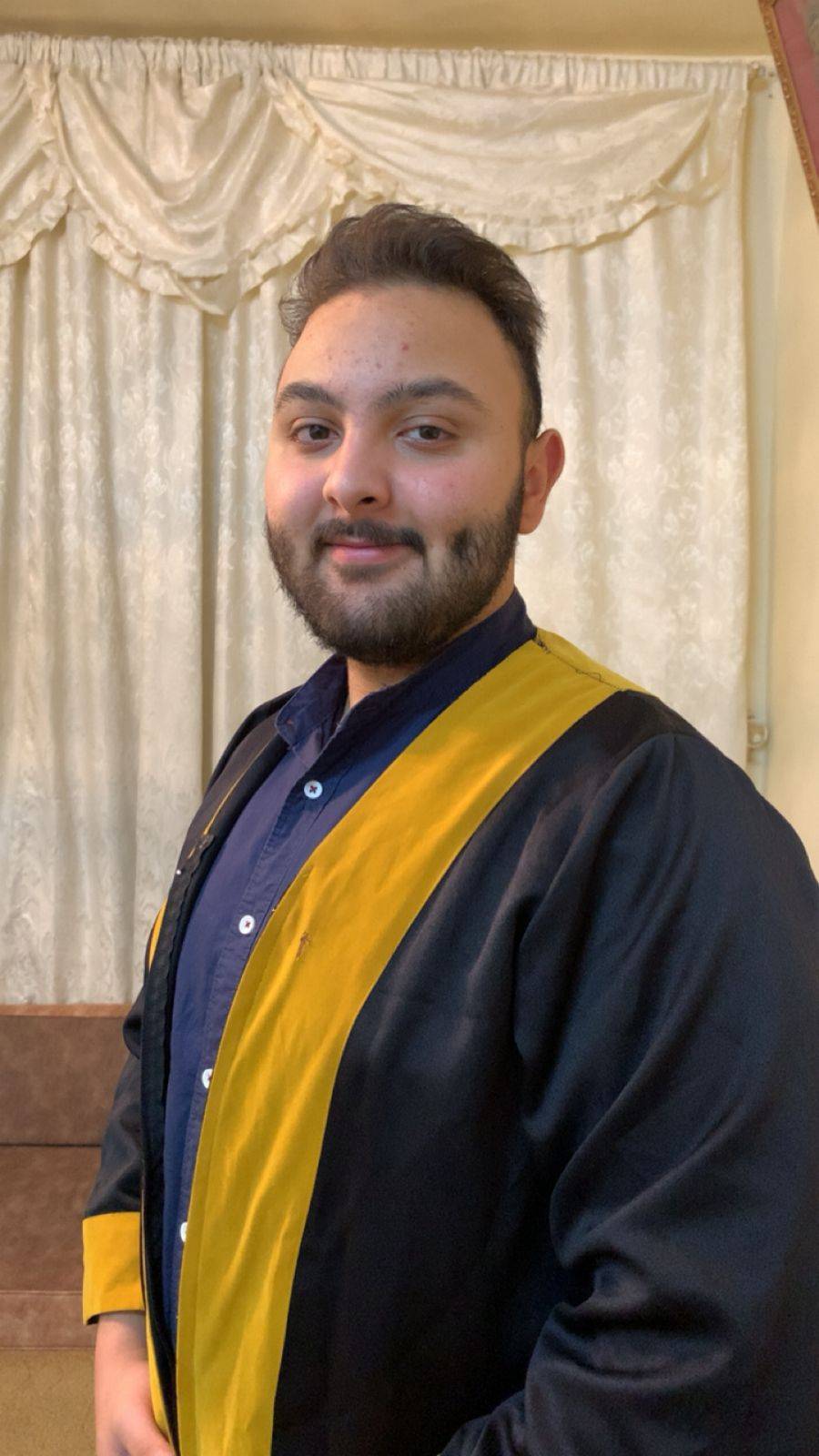 فراس يوسف يتألق بالنجاح في الثانوية العامة