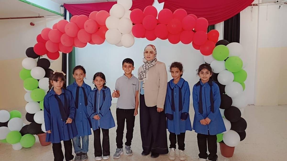 الخريشا تثمن جهود الكوادر  التربوية في الحفاظ على البيئة المدرسية الجاذبة.