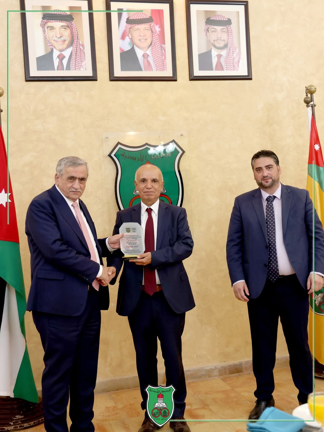 الجامعة الأردنيّة تكرّم المجدوبة وبني خال والناصر تقديرًا لعطائهم الأكاديميّ...صور