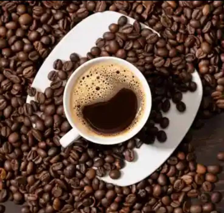 خاصة في الصباح.. دراسة تكشف تأثير أول كوب قهوة في اليوم