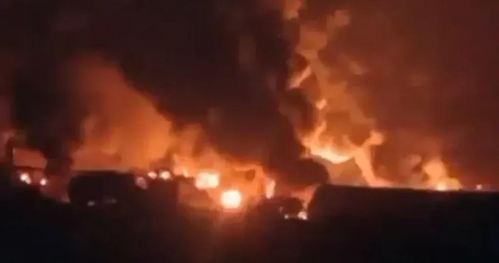 عاجل: إسرائيل تعلن تنفيذ ”ضربة ساحقة وغير مسبوقة” لكبار القادة الحوثيين بصنعاء