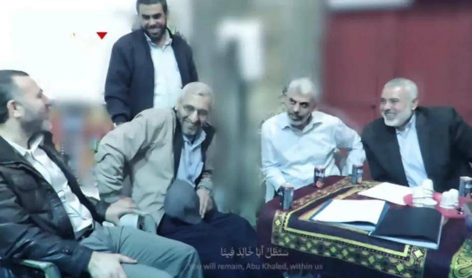 كتائب القسام تنشر للمرة الأولى مشاهد جديدة لقائدها الشهيد محمد الضيف