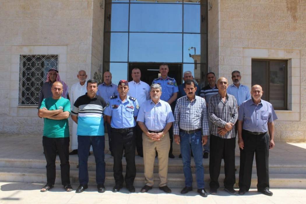 العقيد الهباهية يلتقي متقاعدين عسكريين في الرمثا
