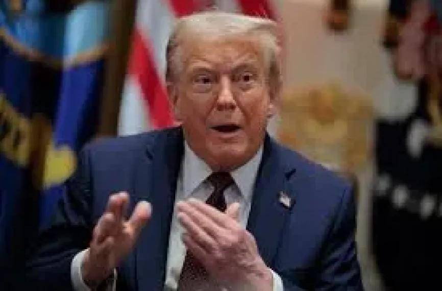 ترامب يثير جدلاً واسعاً برسالة غامضة : ”العالم سيُدرك قريباً”