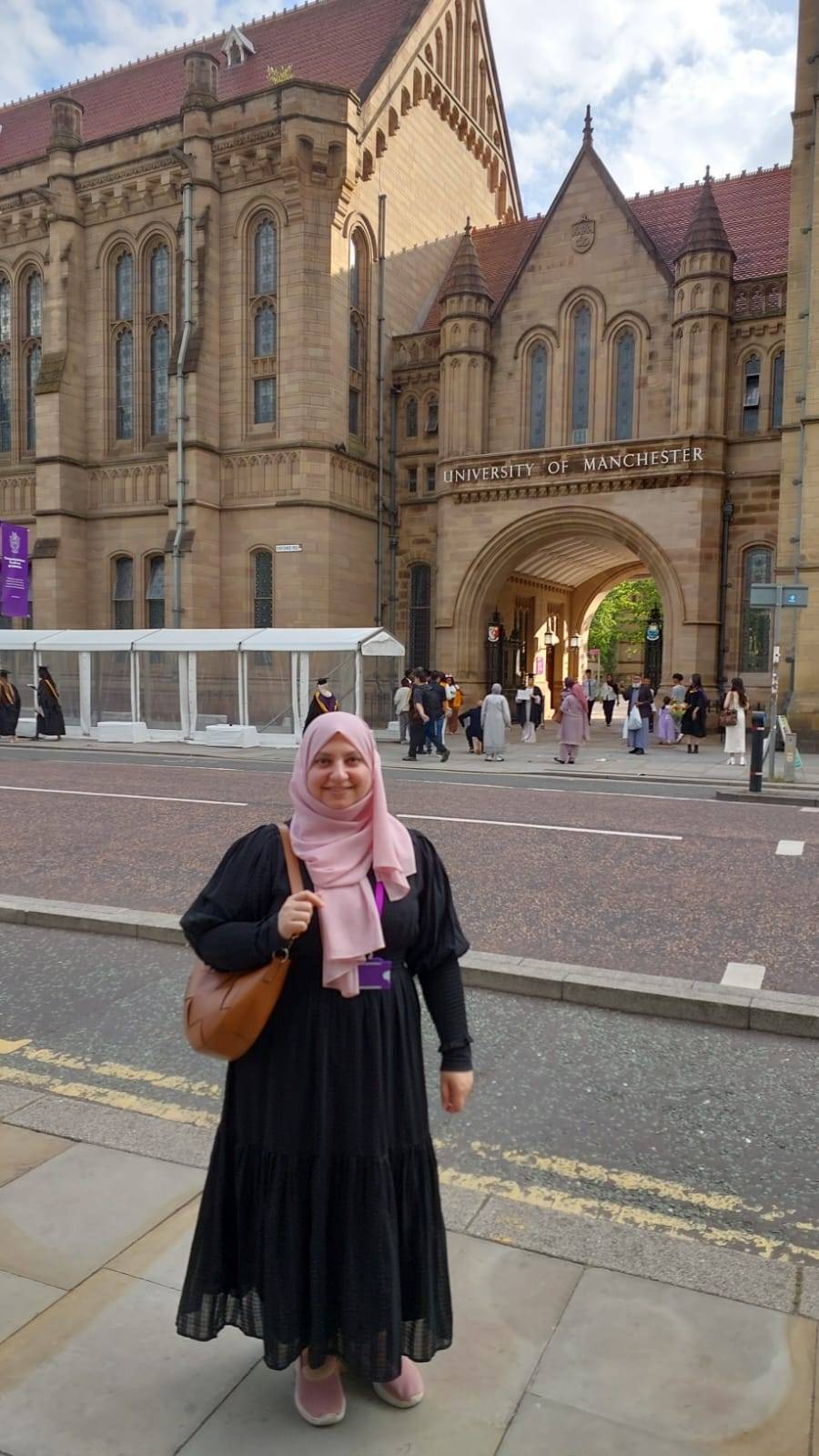 أكاديمية من جامعة الزرقاء تنهي زيارة علمية إلى جامعة مانشستر