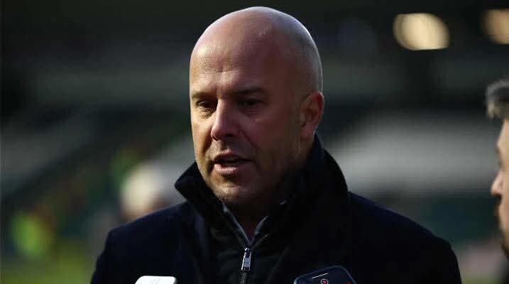 سلوت يشيد بالروح القتالية لليفربول بعد الفوز على ارسنال